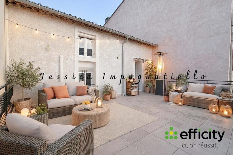 Appartement - 100 m² - 4 pièces