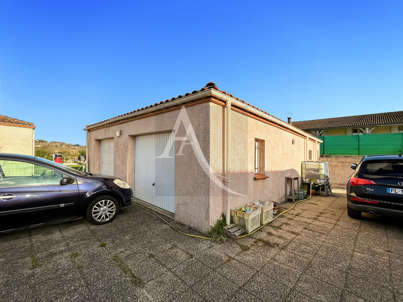 Maison - 160 m² - 9 pièces