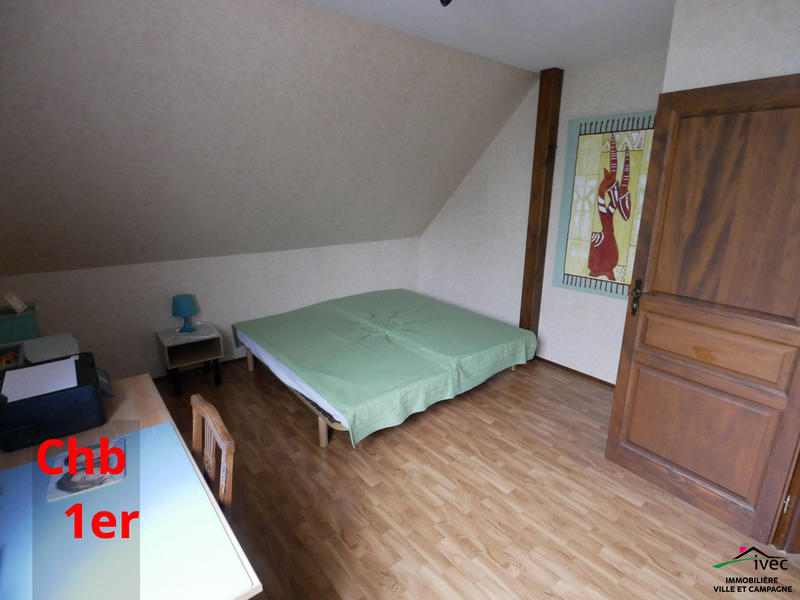 Maison traditionnelle - 142 m² - 5 pièces