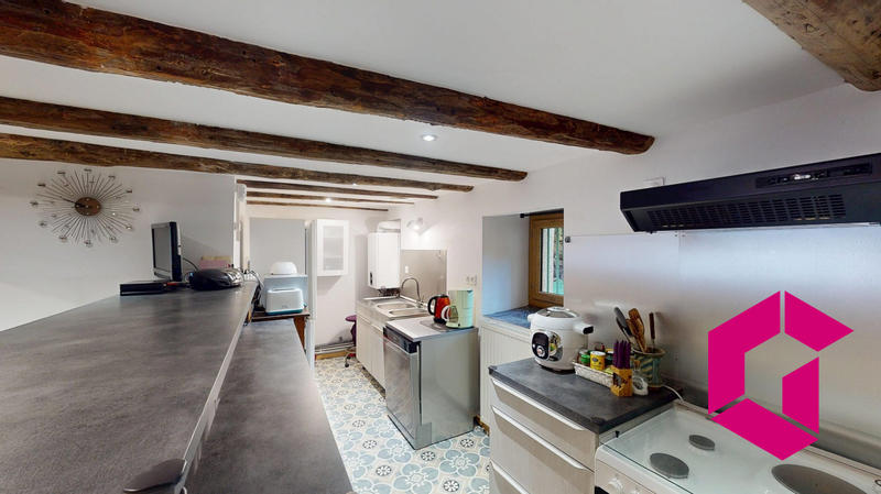 Maison - 89 m² - 5 pièces