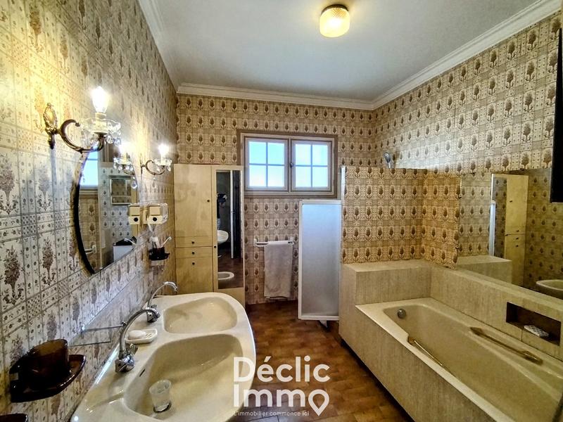 Pavillon - 173 m² - 6 pièces