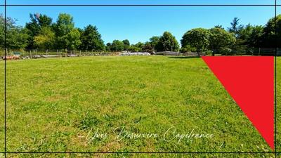 Terrain constructible - 777 m²