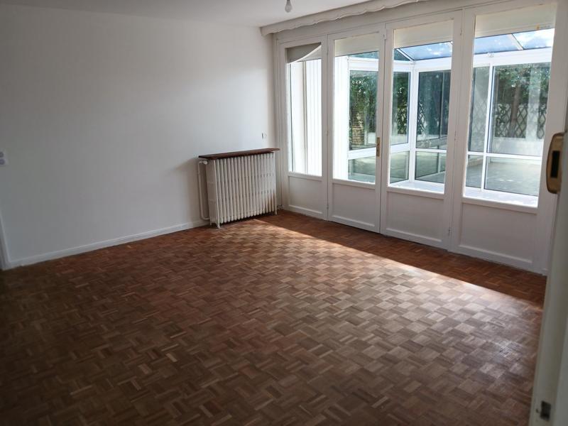 Maison - 180 m² - 10 pièces