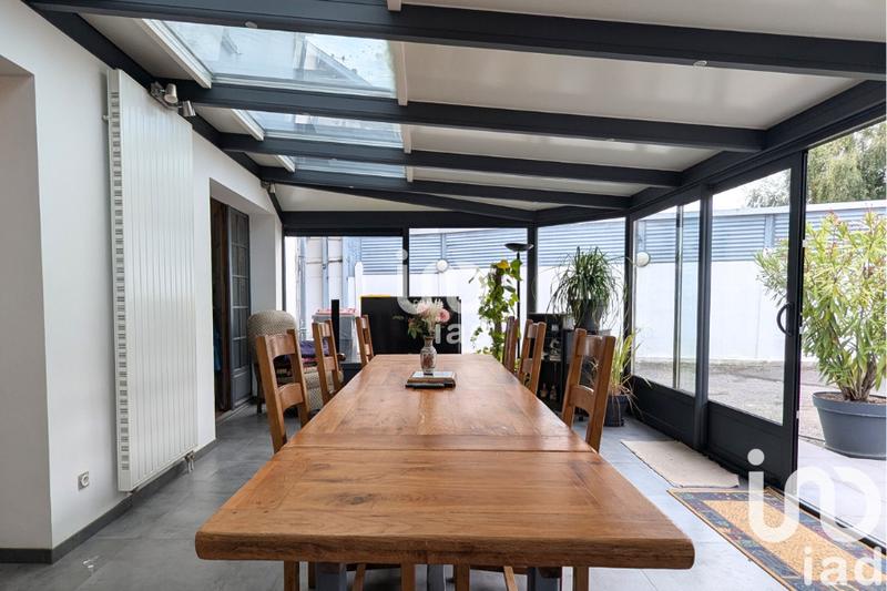 Maison - 207 m² - 7 pièces