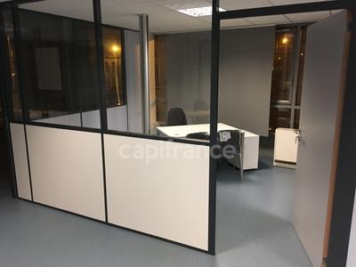 Bureau - 225 m²