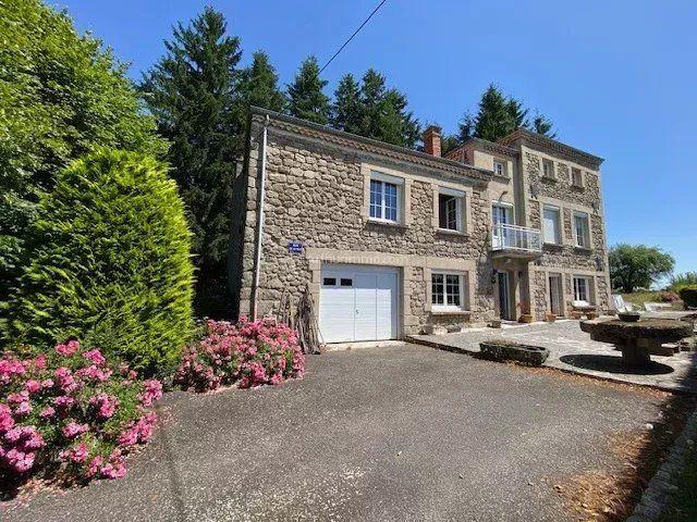 Maison - 160 m² - 9 pièces