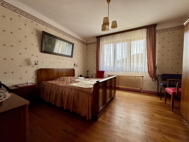 Maison - 160 m² - 7 pièces