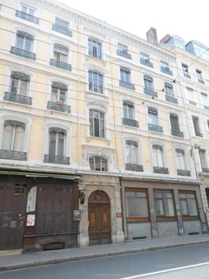 Appartement - 83 m² - 3 pièces