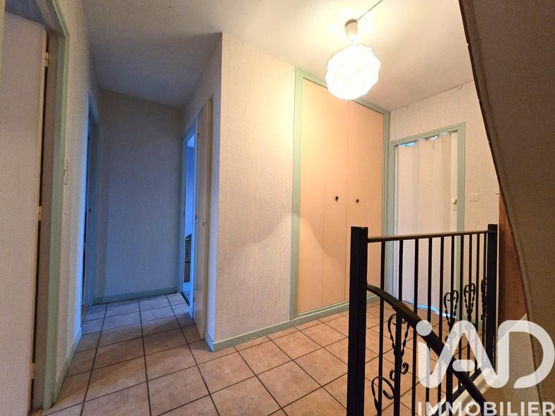 Maison - 114 m² - 8 pièces