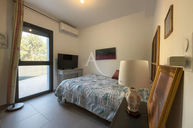 Appartement - 95 m² - 4 pièces