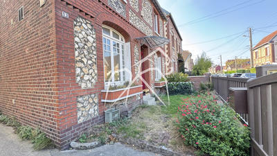 Maison - 100 m² - 6 pièces