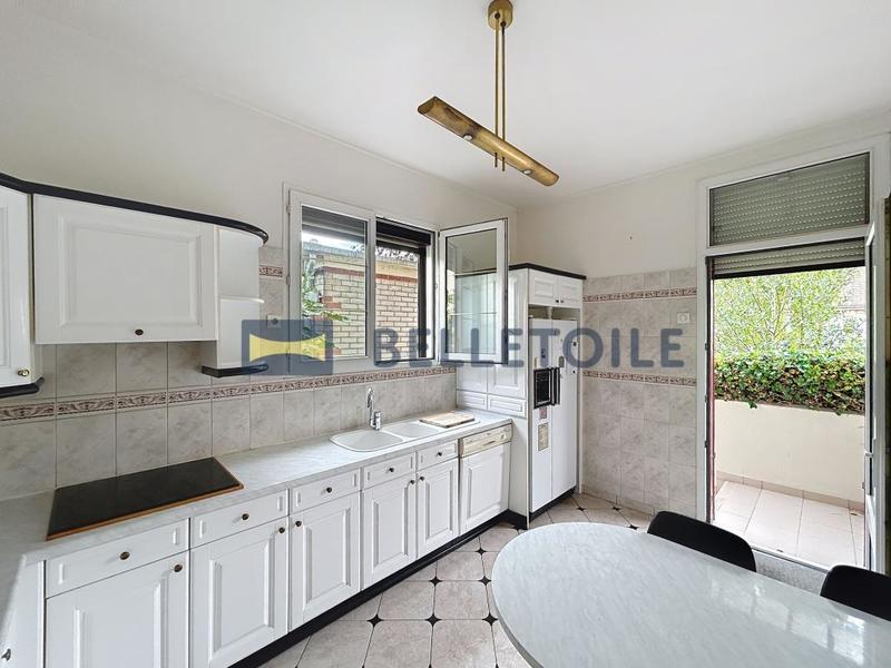 Maison - 90 m² - 3 pièces