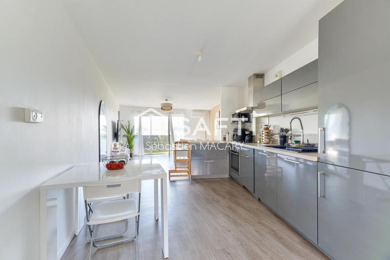 Appartement - 70 m² - 3 pièces