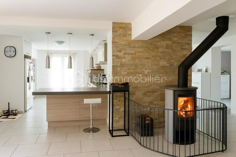 Appartement - 112 m² - 4 pièces