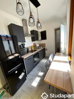 Chambre - 12 m² - 1 pièce