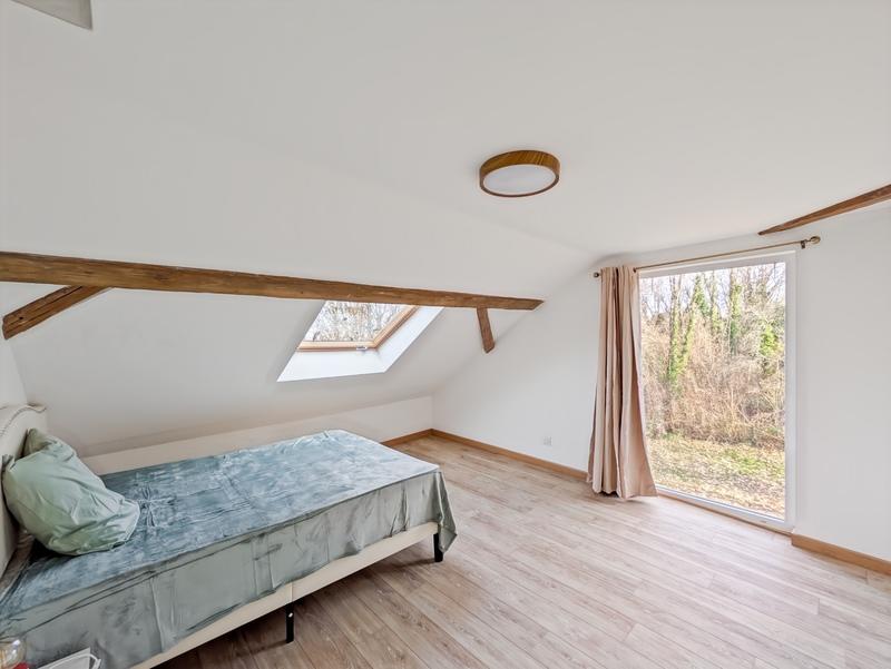 Maison - 208 m² - 8 pièces