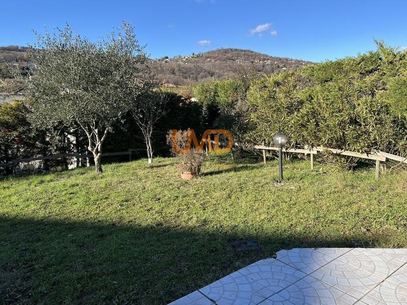 Maison - 99 m² - 5 pièces