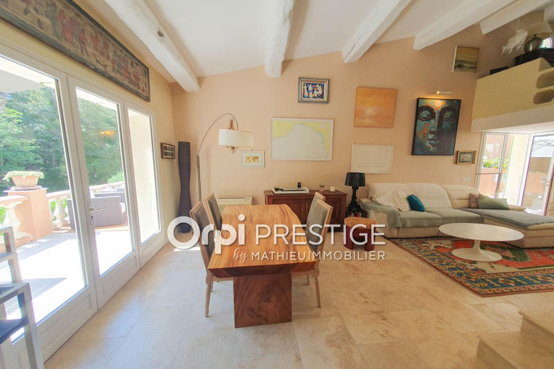 Maison - 145 m² - 5 pièces