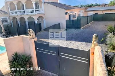 Maison - 273 m² - 11 pièces