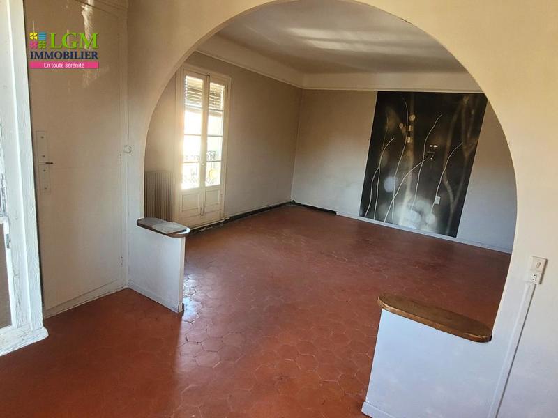 Maison - 252 m² - 8 pièces