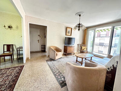 Appartement - 80 m² - 4 pièces