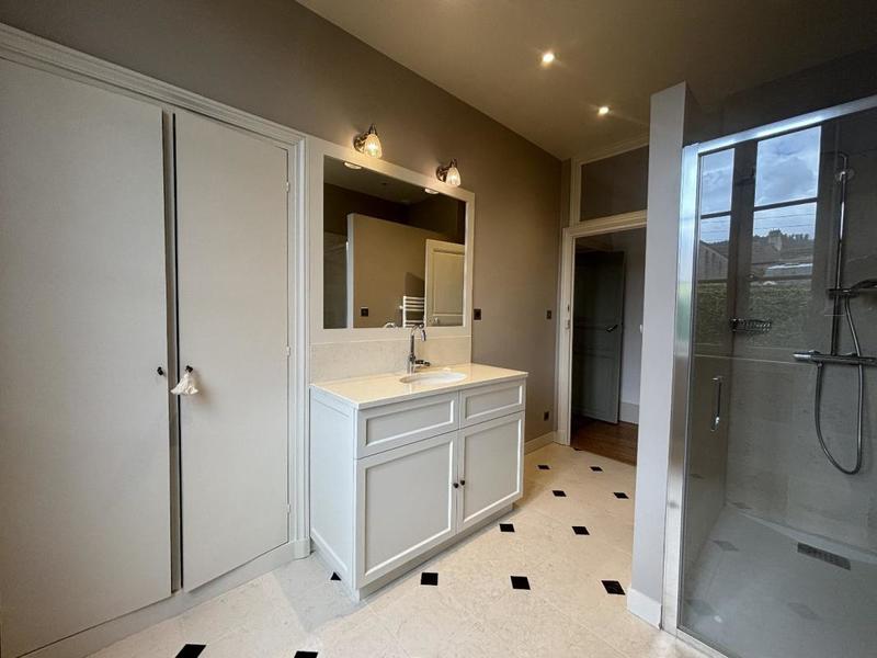 Hôtel particulier - 420 m² - 11 pièces