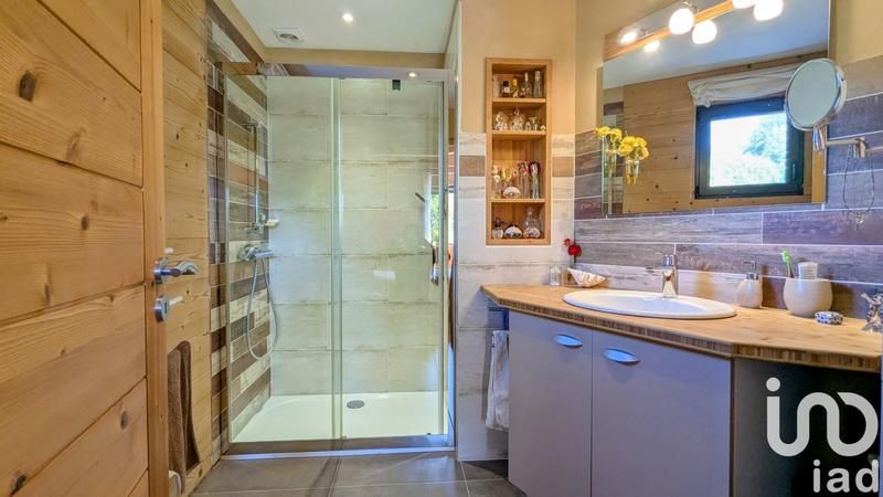 Maison - 160 m² - 5 pièces