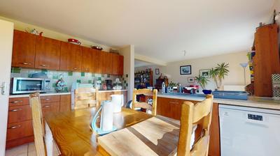 Maison - 180 m² - 7 pièces