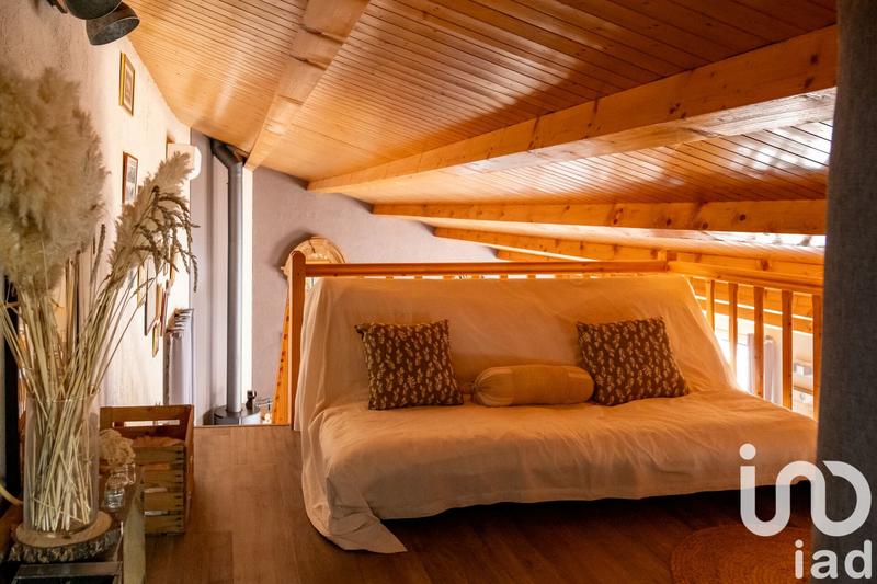 Maison - 222 m² - 7 pièces