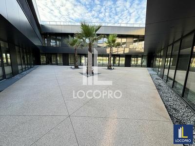 Local commercial - 287 m²