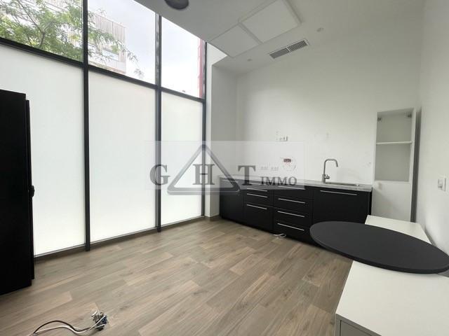 Local commercial - 160 m²