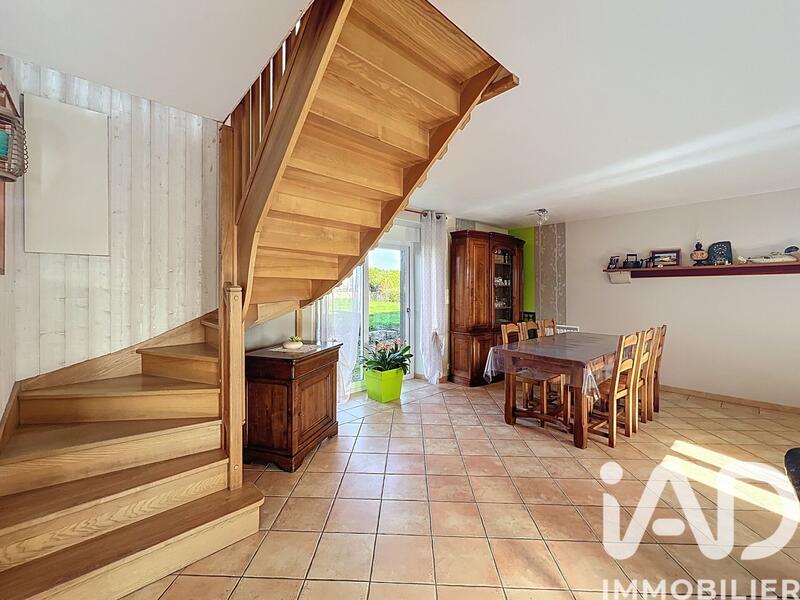 Maison - 108 m² - 4 pièces