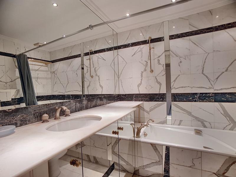 Appartement - 97 m² - 3 pièces