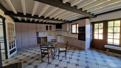 Maison ancienne - 201 m² - 7 pièces