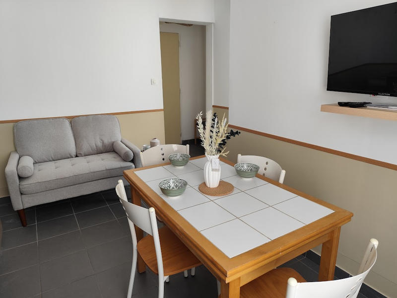 Maison - 89 m² - 6 pièces