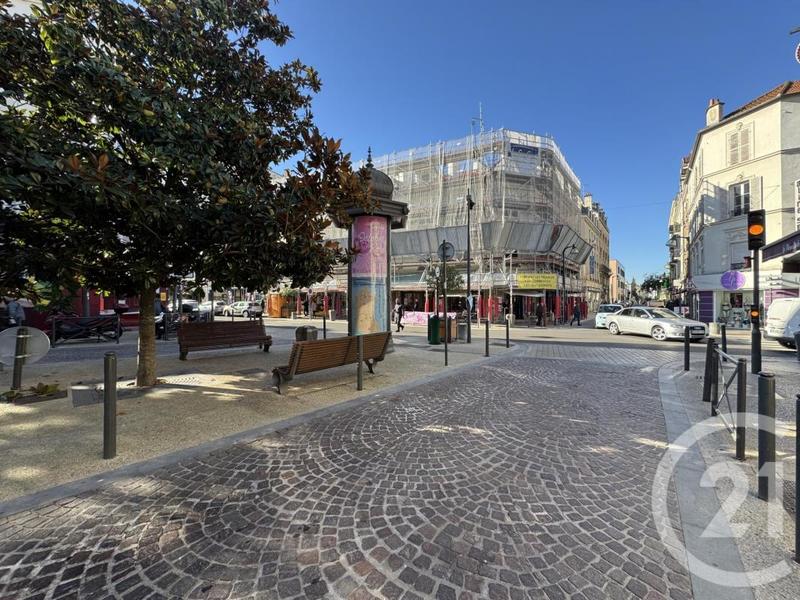 Studio - 14 m² - 1 pièce