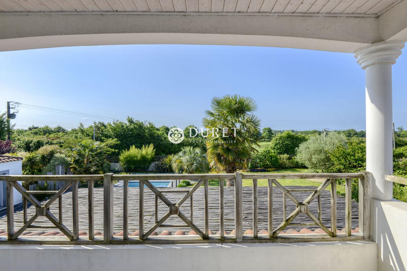 Villa - 191 m² - 7 pièces