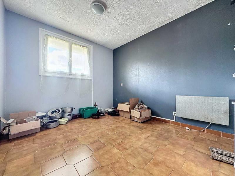 Maison - 80 m² - 5 pièces