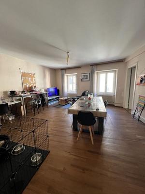 Maison traditionnelle - 120 m² - 6 pièces