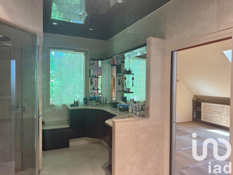 Maison - 380 m² - 10 pièces