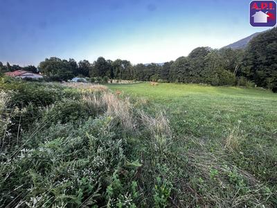 Terrain constructible - 5 734 m²