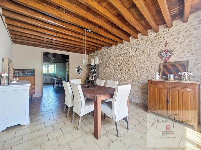 Maison - 245 m² - 7 pièces