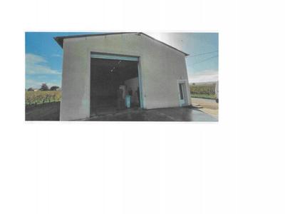 Local commercial - 150 m² - 2 pièces