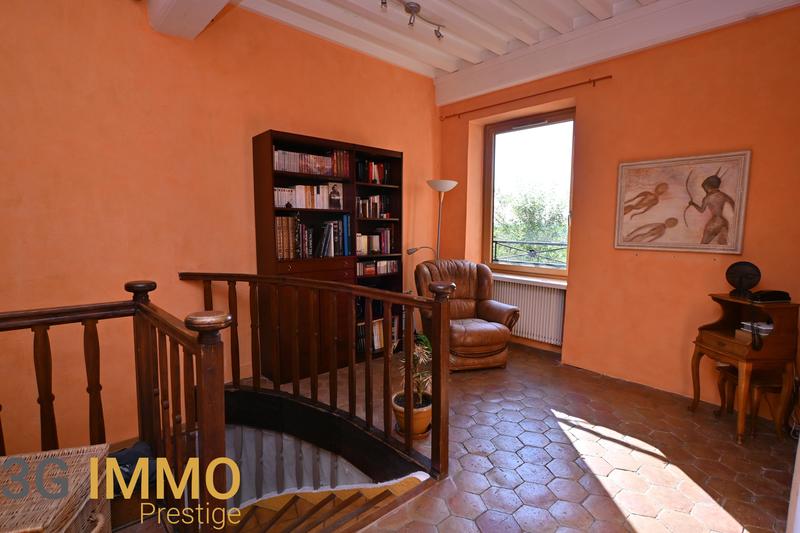 Maison ancienne - 284 m² - 7 pièces