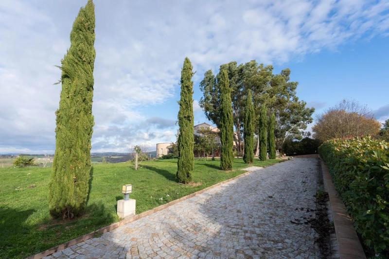 Maison d'architecte - 320 m² - 9 pièces