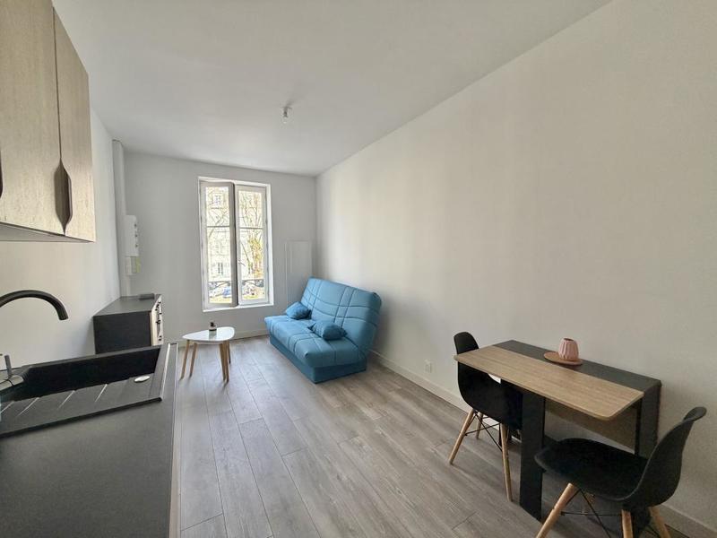 Studio - 30 m² - 1 pièce