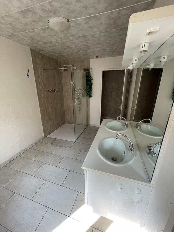 Maison - 182 m² - 7 pièces