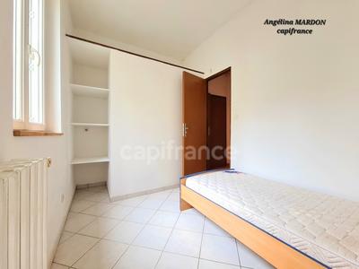 Appartement - 49 m² - 3 pièces