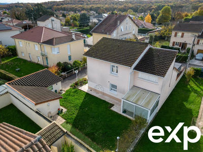 Maison - 121 m² - 7 pièces