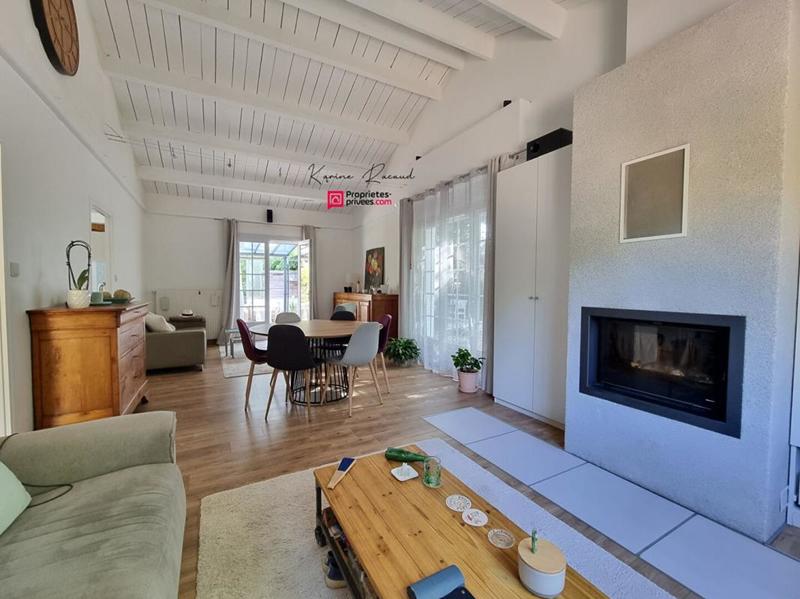 Maison - 200 m² - 6 pièces